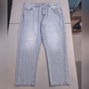 AMERICAN EAGLE High Rise Relaxed Tapered Carrot Fit Jeans Light Wash 36x28